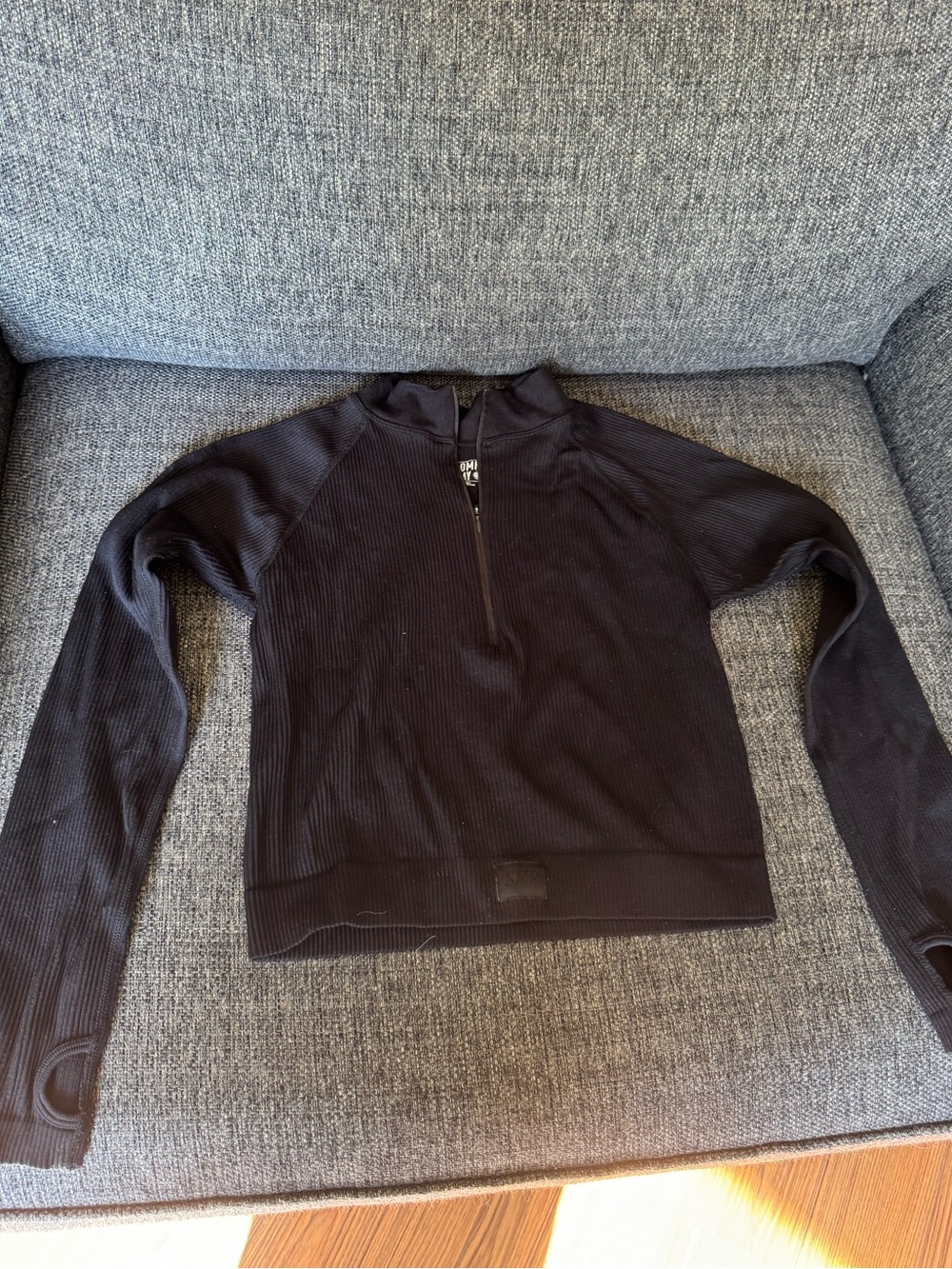 Black Ribbed Crop Pullover & Drawstring Pants Set - Picture 5 of 9